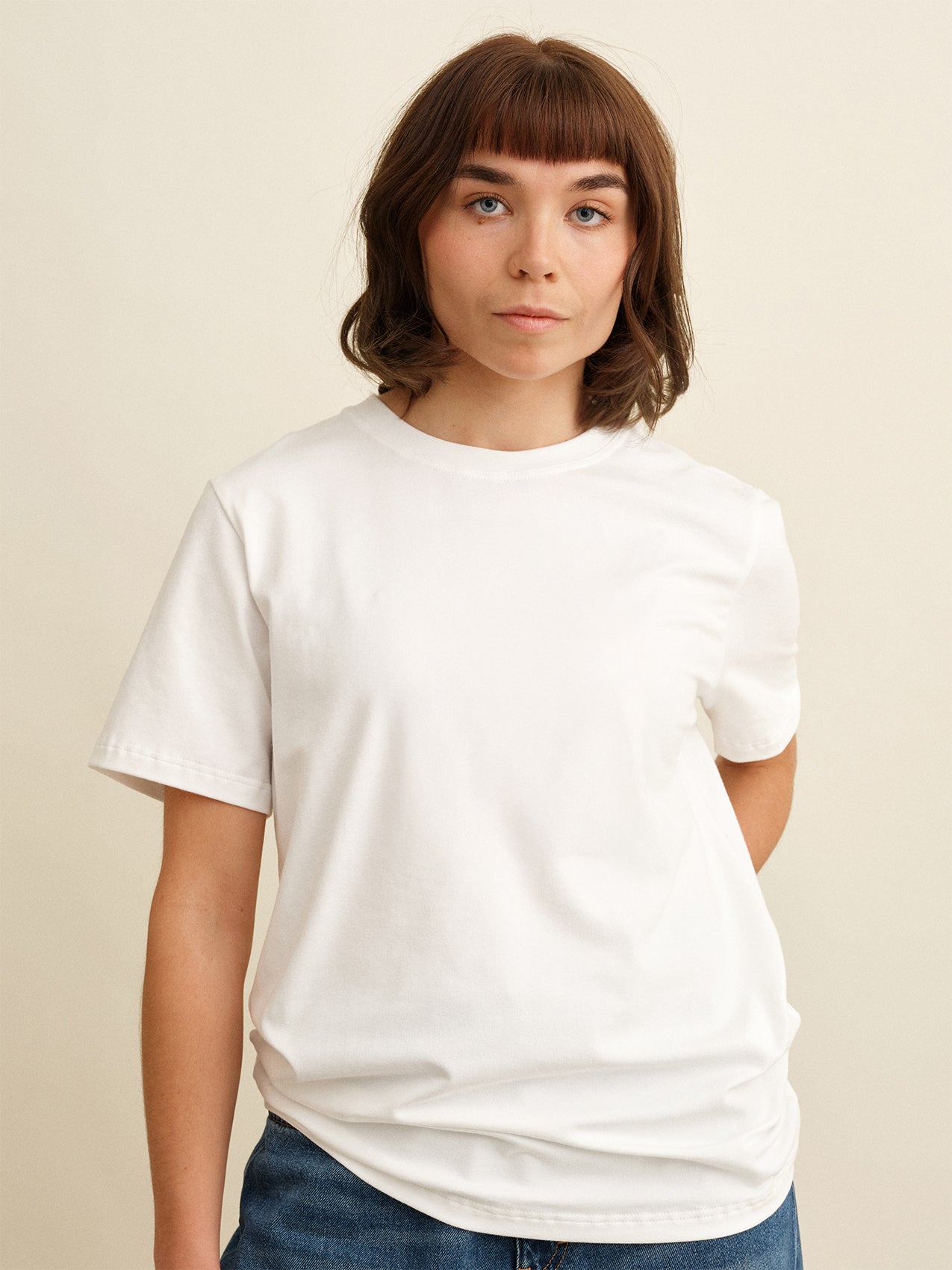 Vaaleat unisex t-paidat